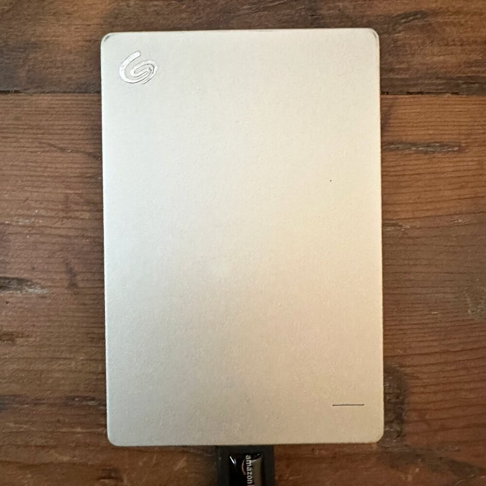 Seagate 1 TB External Drive with USB to USB A Cable